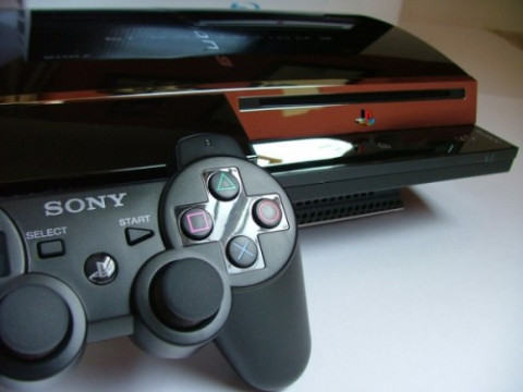 Ընկերները PlayStation գողանալու համար քնած ընկերոջ վրա եռացրած ջուր են լցրել