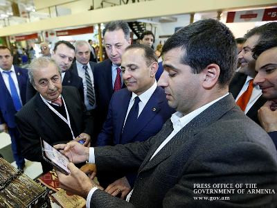 Վարչապետն այցելել է «Արտադրված է Հայաստանում» ցուցահանդես (ֆոտո)