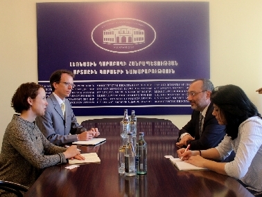 Արցախի ԱԳ նախարարն ընդունել է Կարմիր Խաչի ներկայացուցիչներին