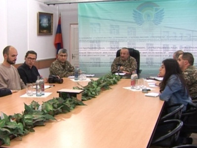 Արցախի Պնախարարը գերմանացիներին ներկայացրել է շփման գծի վիճակը