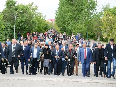 Այսօր պետք է խոսենք ոչ թե ասֆալտի գեներալների, այլ իրական ազատամարտիկների մասին. Նաիրա Զոհրաբյան