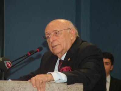 Թուրքիայի նախկին նախագահին հիվանդանոց են տեղափոխել