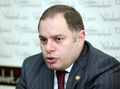 Ինձ քաշքշելը դժվար է. Պատգամավորը՝ Գորիսի ոստիկանապետի հետ միջադեպի մասին