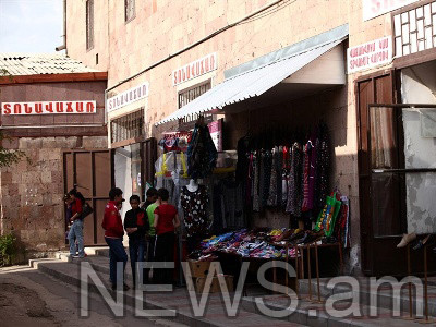 Աբովյանի տոնավաճառում պնդում են. Ծառուկյանի թիկնազորը բռնություն չի գործադրել