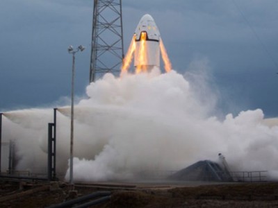 SpaceX-ը Dragon V2 տիեզերանավի փորձարկման տեսանյութ է ներկայացրել