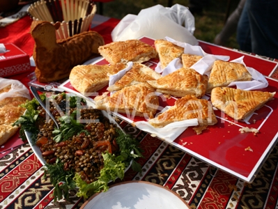 Bread in the Mountains Traditional Armenian Food Festival attracts tourists (PHOTOS)