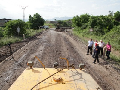 Հիմնանորոգվում են Կապանի եւ Սիսիանի ճանապարհներ
