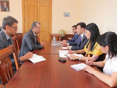 Շարմազանովը Բելառուսի դեսպանի հետ քննարկել է ԵՏՄ շրջանակներում համագործակցությանը