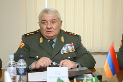 «Հրապարակ». Հնարավոր է Խաչատուրովն իր պաշտոնին հրաժեշտ տա ավելի վաղ. նրա թիմը ցայտնոտի մեջ է