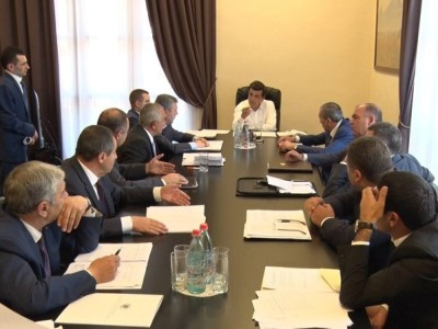 ՏԿԱԻ նախարարը արտահերթ խորհրդակցություն է արել մարզպետերի հետ