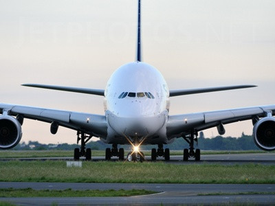Լեհաստանում Airbus օդանավը արտակարգ վայրէջք է կատարել ռումբի կասկածանքի պատճառով