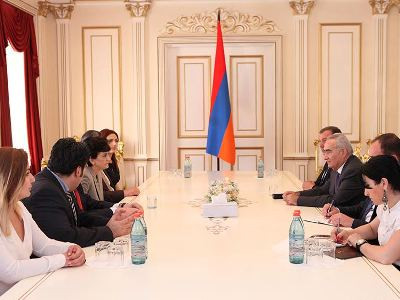 ԱԺ նախագահը Հարավային Քոնեքթիքութի պետհամալսարանի ռեկտորին ներկայացրել է ՀՀ կրթական համակարգը