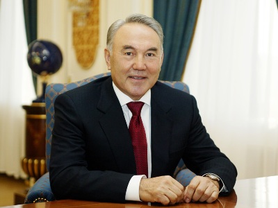 Նազարբաեւ. Ղազախստանը պետք է զգուշորեն քայլի ժողովրդավարության ճանապարհով
