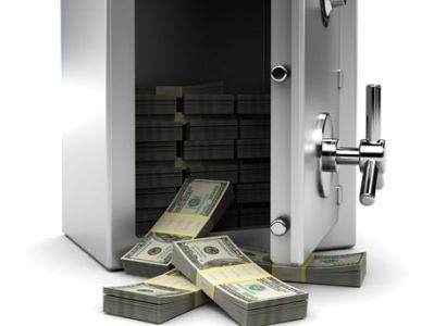 Տունը վերանորոգելիս ընտանեկան զույգը փողով լցված պահարան է գտել