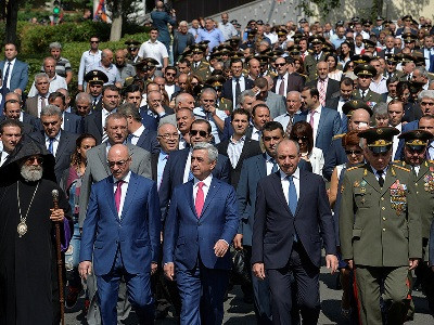 Սերժ Սարգսյանը մասնակցել է ԼՂՀ հռչակման 24-րդ տարեդարձին նվիրված միջոցառումներին (Ֆոտո)