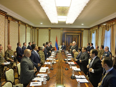 Սերժ Սարգսյանը Ազգային անվտանգության խորհրդի պայմանական նիստ է հրավիրել (ֆոտո)