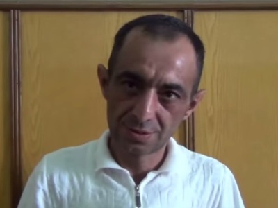 Թմրանյութ պատրաստելու պարագաներն ու ներարկիչները նետել են բակ, երբ ժամանել է ոստիկանությունը