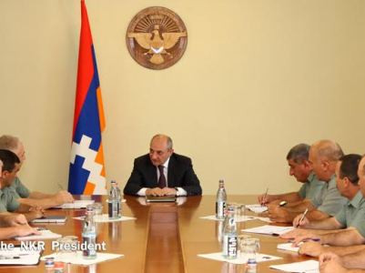 Արցախում բարձրագույն հրամկազմի հետ խորհրդակցություն են արել