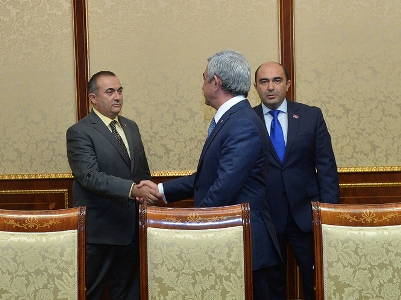 Armenia President discusses constitutional changes with MPs