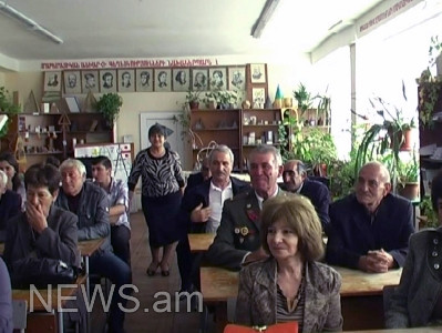 Դու բոյով ես, հետ անցի. 47 տարի անց լոռեցի թոշակառուները կրկին դպրոցական նստարանին են