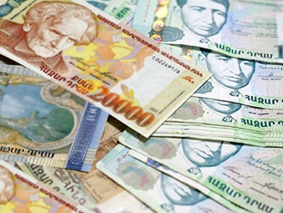 Դրամը շարունակում է ամրանալ. Դոլարի ու եվրոյի փոխարժեքները նվազում են