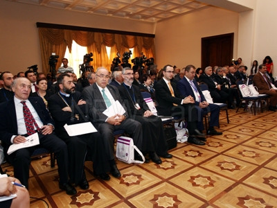 «Հիշում եմ եւ պահանջում» ֆորումի մասնակիցները հարգել են ադրբեջանական գնդակոծության զոհերի հիշատակը