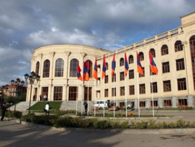 Հոսանքի տրամադրման խնդիր հանրահավաքի կազմակերպիչների կողմից չի բարձրացվել. Գյումրիի քաղաքապետարան (ֆոտո)