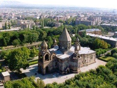 Մայր Աթոռ սուրբ Էջմիածնում մեկնարկել է մյուռոնօրհնեքի արարողությունը