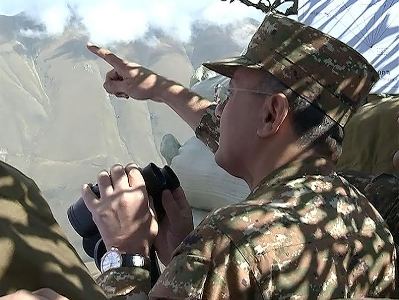 Armenia Defense Minister visits military support points