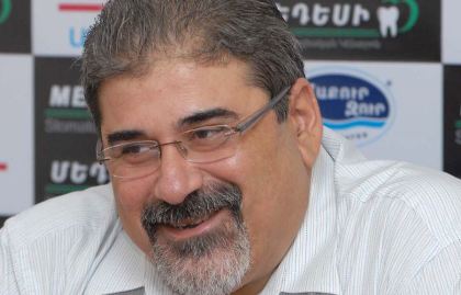 «Հրապարակ». ՀՅԴ Բյուրոյի անդամ Կիրո Մանոյանը վերջապես ամուսնանում է