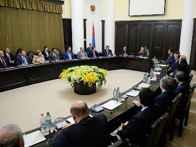 Կառավարությունն անպատասխանատու է որակել ԻՏՁՄ հայտարարությունը (ֆոտո)