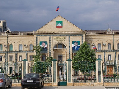 Գրոզնիի քաղաքապետարանն արգելել է հարսանիքներին խմել, կրակել եւ տորթ կտրել