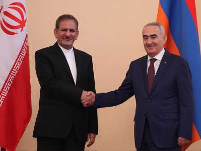 Հայ-իրանական տնտեսական հարաբերությունների զարգացման համար պետք է որոշակի ծրագրեր մշակել. Ջահանգիրի (Ֆոտո)