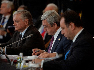 Серж Саргсян принял участие в заседании Совета глав государств СНГ