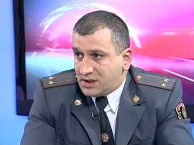 Ի՞նչ կապ ունի հանրաքվեն Անձնագրային վարչության պետին փոխելու հետ. Բիչախչյանի մեկնաբանությունը