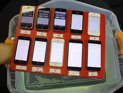 Ստուգել են բոլոր սերունդների iPhone –ների ջրադիմացկունությունը
