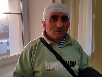 Пострадавший в ДТП армянин: Я спал, проснулся, а автобус уже на боку лежит