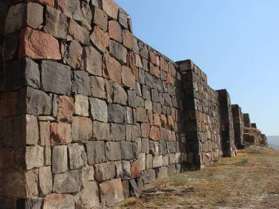2016-ին Հայաստանում կսկսեն վերանորոգել մթա VII-րդ դարի ուրարտական ամրոց