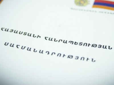 Ի՞նչ կարգախոսներով  են ընտրողներին ներկայանալու «Ոչ»-ի եւ «Այո»-ի ճակատները