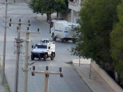Turkey police continue attacks against Kurds