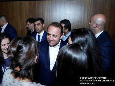 Վարչապետ. Կառավարման խորհրդարանական համակարգը կտրուկ արագացնելու է ժողովրդավարացման գործընթացները (ֆոտո)