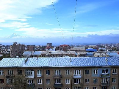 Երեւանում վերանորոգվել է 50571 քմ թեք տանիք. պլանը գերակատարվել է. քաղաքապետարան
