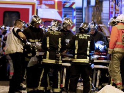СМИ: 99 человек находятся в критическом состоянии после атак в Париже
