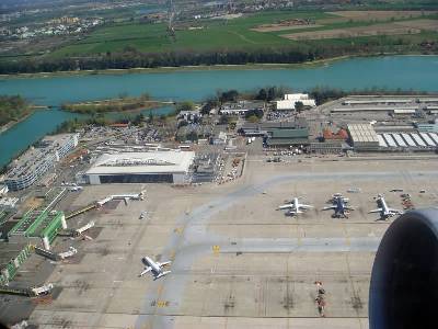 Нацслужба авиации Италии объявила об усилении контроля в аэропортах