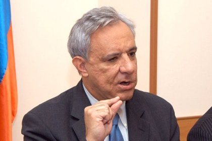 «Հրապարակ». Օսկանյանի շանսերը 50-50 են. նա սպասում է Արա Աբրահամյանի հայտնությանը