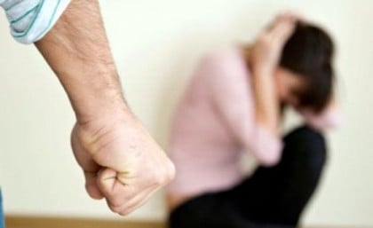 «ՉԻ». «Խոպան» գնալու օգուտները. նվազում է ծխողների, խմողների ու փողոցային ծեծկռտուքների թիվը