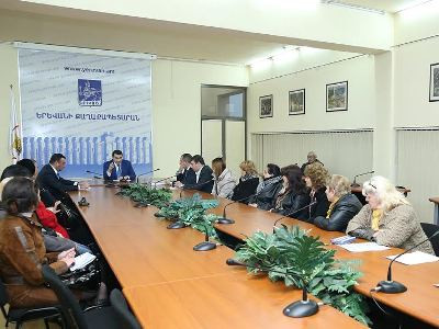 Բրյուսովի 66 հասցեի 4 –րդ կարգի վթարային շենքի բնակիչներին վերաբնակեցնեն մինչեւ տարեվերջ