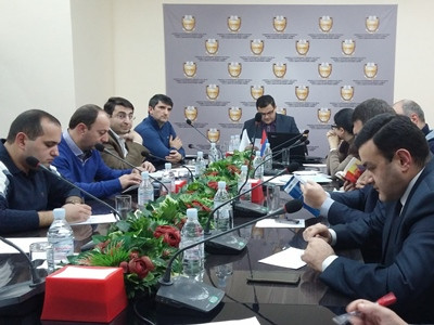 Փաստաբանական պալատում դեռ թեժ է. փաստաբանները հայց են ներկայացրել իրենց դեմ պատվիրված հոդվածների համար