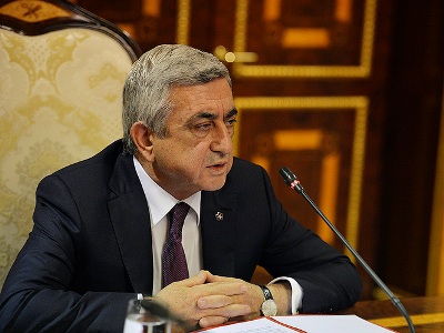 Armenia President and attorney general discuss upcoming constitutional referendum