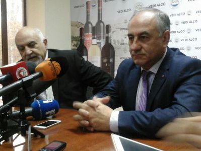 MP: Armenia authorities and opposition together met with people for first time in campaign